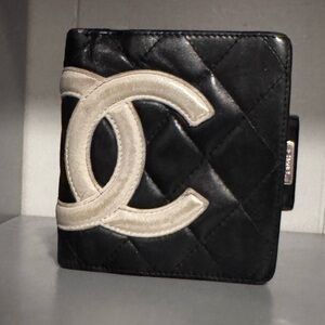 CHANEL Black and Pink Quilted Wallet